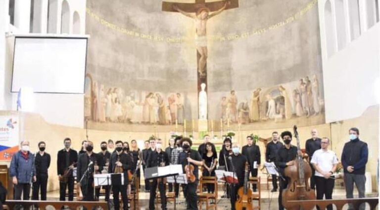Orquestra e Madrigal Jovem Paulista