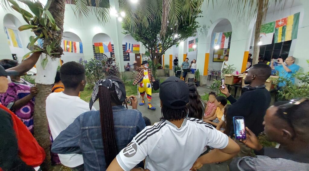 Ceia de Natal na Casa do Migrante